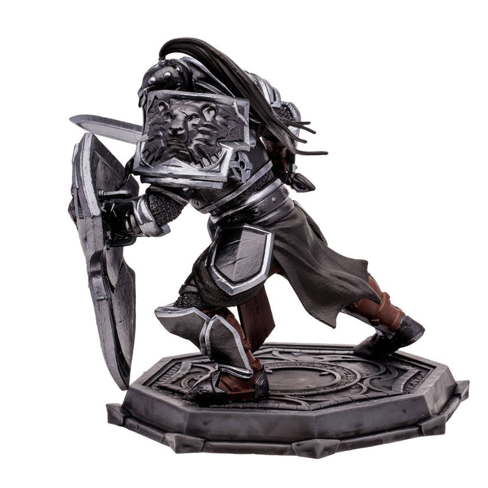 World of Warcraft Wave 1 Human Warrior Paladin Epic 1:12 Scale Posed Figure